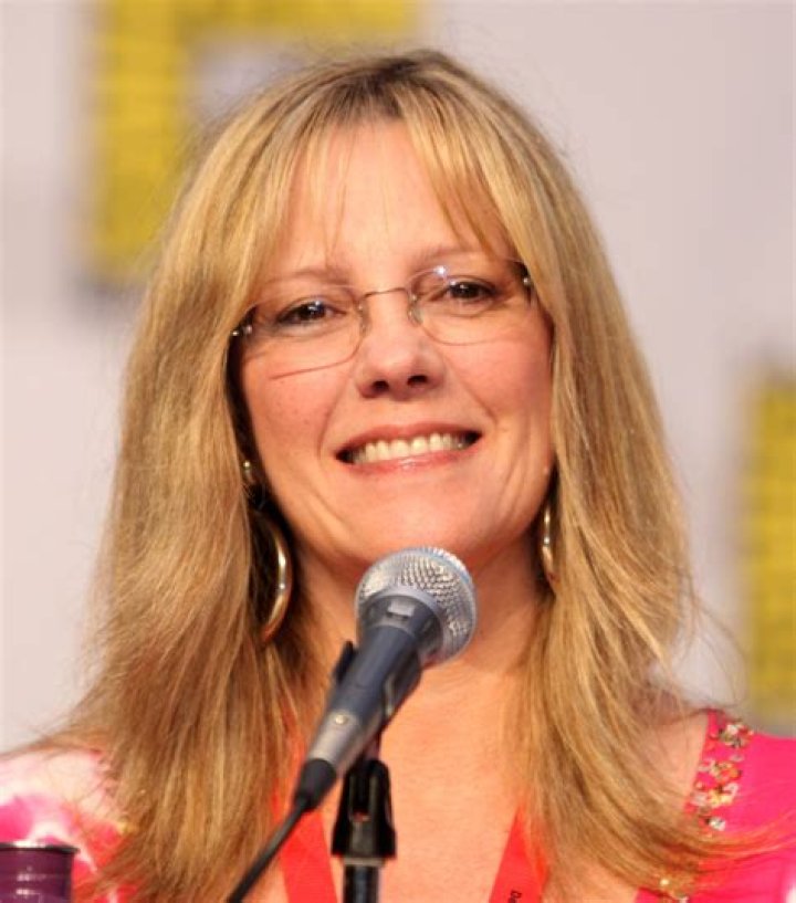 
All About Wendy Schaal: Net Worth, Husband, Family, Children 