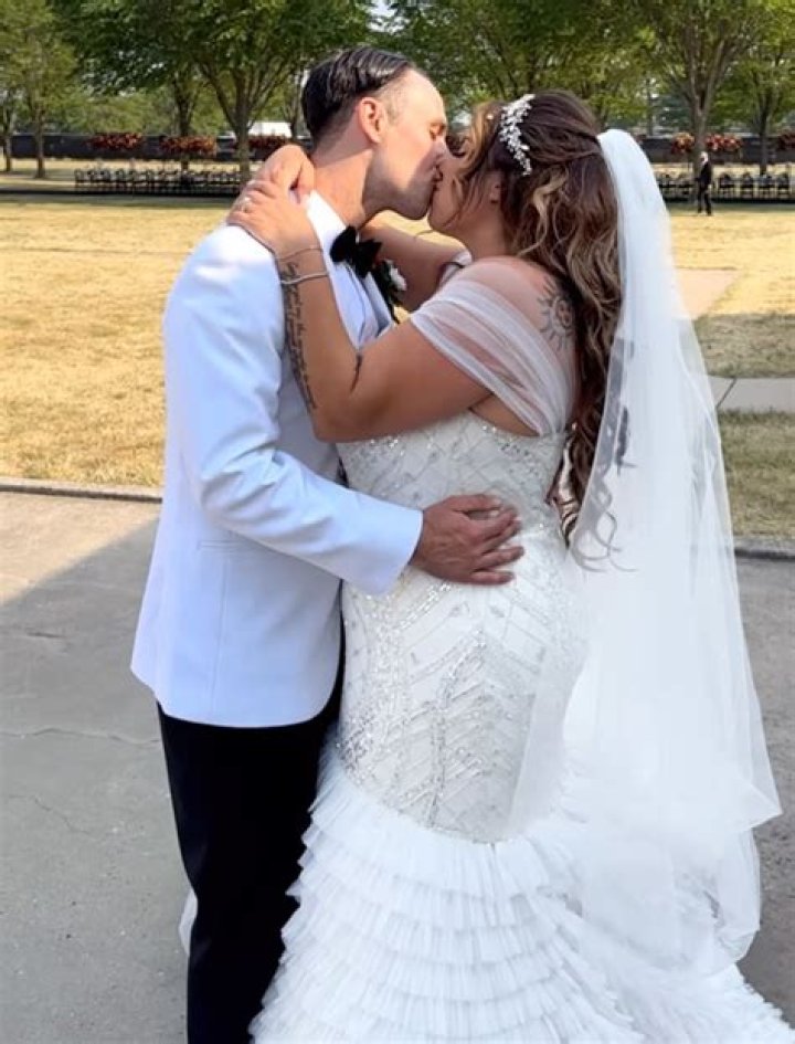 
Anastasia Antonia Boyfriend, Is She Married With A Husband? 