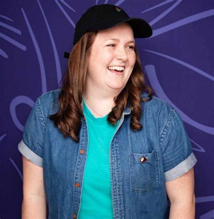 
Annie Kearney Height, Weight, Net Worth, Age, Birthday, Wikipedia, Who, Nationality, Biography 