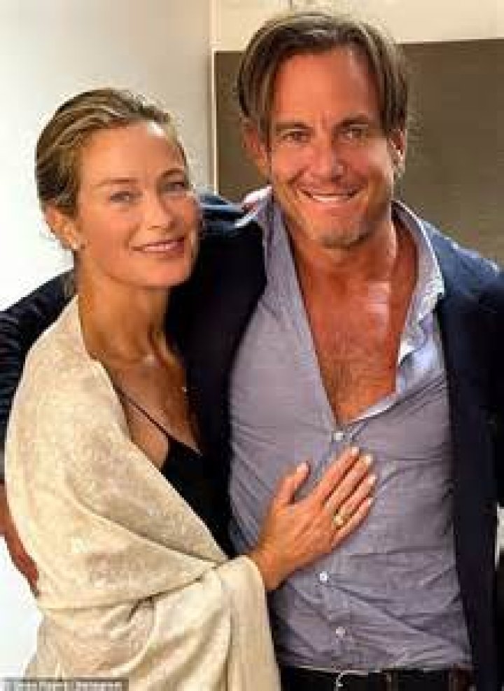 
Carolyn Murphy Height, Weight, Net Worth, Age, Birthday, Wikipedia, Who, Nationality, Biography 