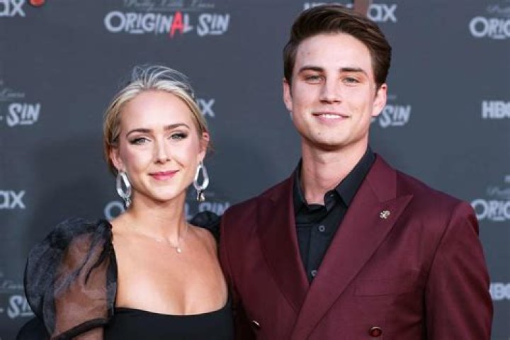 Carson Rowland Height, Weight, Net Worth, Age, Birthday, Wikipedia, Who, Nationality, Biography