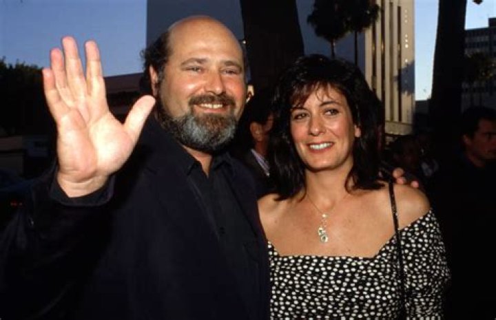 
Chris Rose Wife Michele Rose Is A Realtor In Los Angeles 
