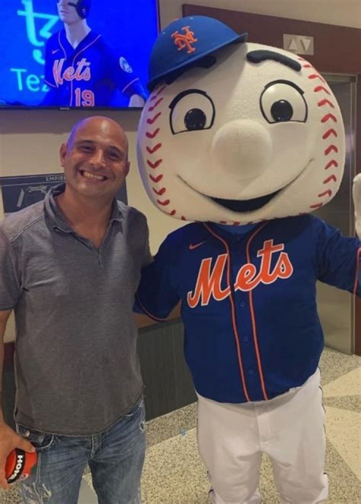 Craig Carton Height, Weight, Net Worth, Age, Birthday, Wikipedia, Who, Instagram, Biography