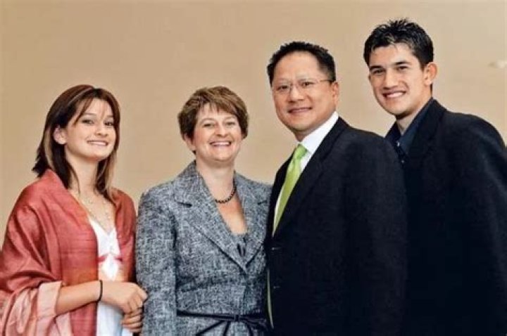Cristina Rae Has A Son With Her Husband Don Lewis, Family And Net Worth