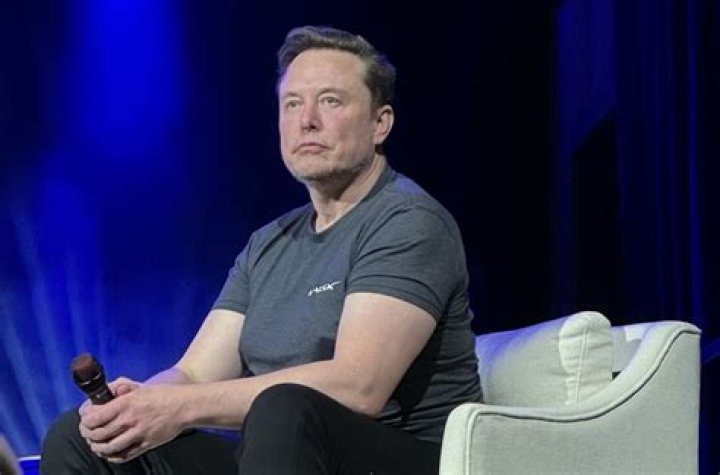 
Elon Musk Asked by Bob Saget’s Wife to Re-Verify ‘Full House’ Star’s Twitter Page 