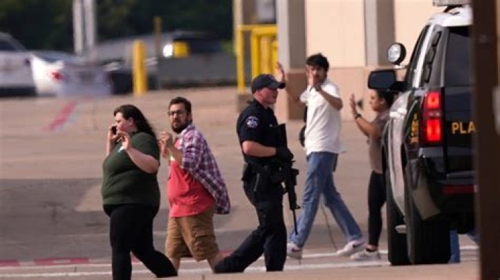 
Ernesto Mendez, who was he? One of four people shot and killed outside a Mexican club was a journalist. 