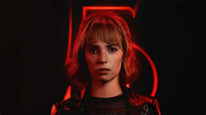 
Everything We Know About Maya Hawke From ‘Stranger Things’ 