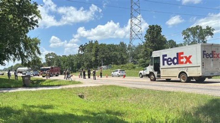 
FedEx Driver Arrested in Kidnapping and Killing of Missing Texas Child: ‘It Hurts Our Hearts’ 