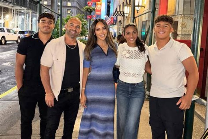 
“Get new material”: RHONJ fans feel Melissa and Joe Gorga can only talk about Teresa Giudice 