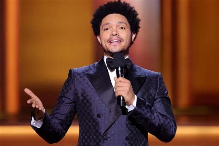 
‘Grateful’ Trevor Noah Credits His Success to ‘Brilliant’ Black Women During ‘Daily Show’ Sign-Off 