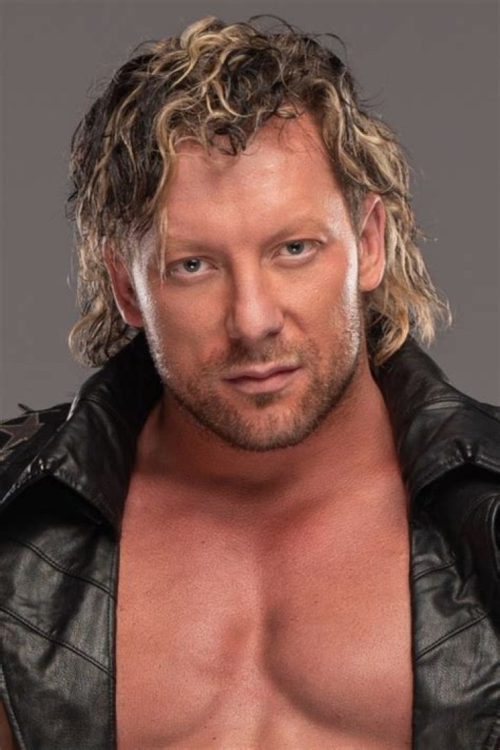 
Is Chris Jones Gay? Age, Height, Net Worth 