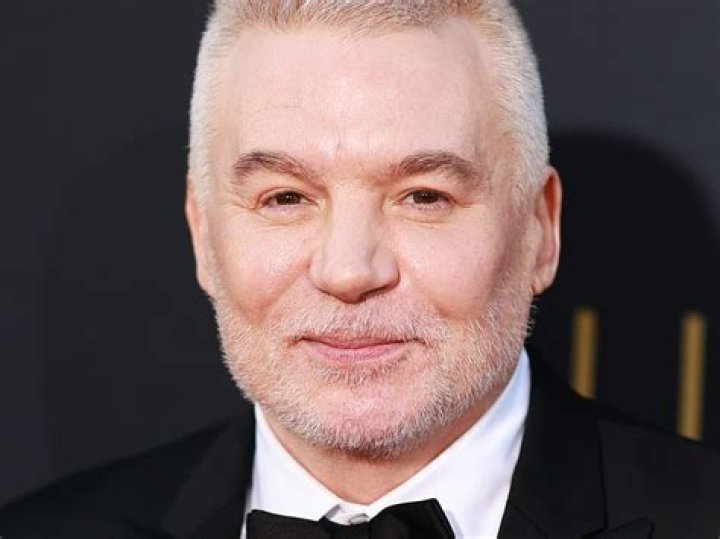 Is Mike Myers Gay? Age, Height, Net Worth