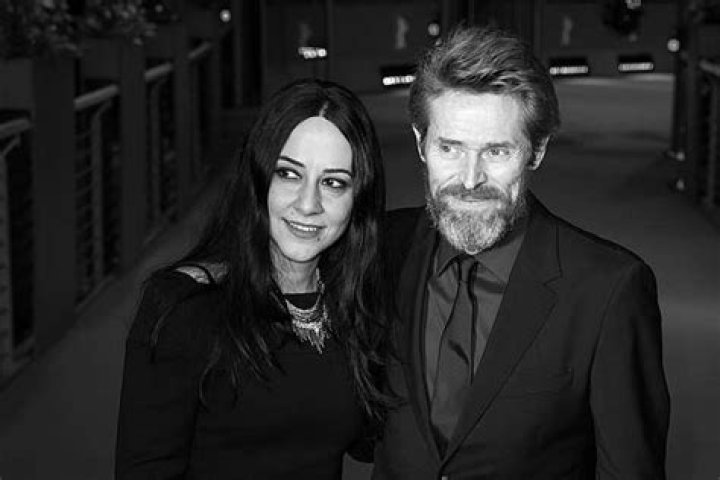 Is Willem Dafoe Gay Or Bi? What’s His Actual Sexuality?