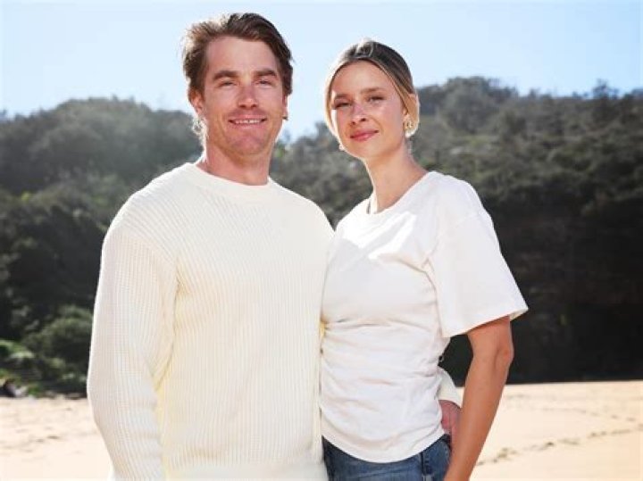 
Jax Raynor Height, Age, Who, Boyfriend, Biography, Wiki, Net Worth 