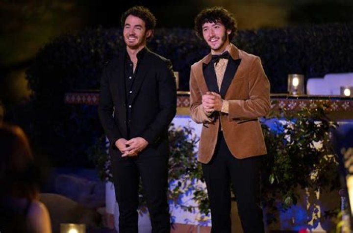 
Kevin Jonas Will Host ABC’s Upcoming Reality Series “Claim To Fame” 