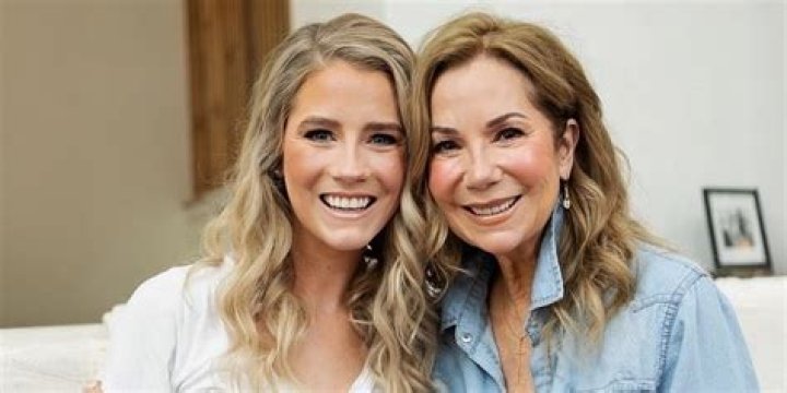 
Link Neal’s Marriage : Christy Neal’s Biography 