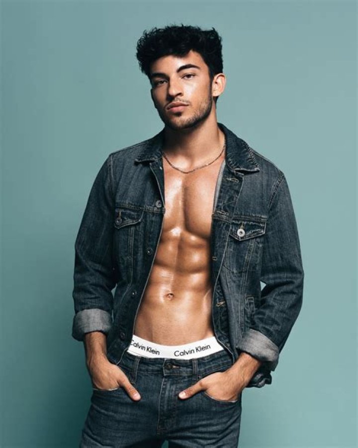  Luis Capecchi