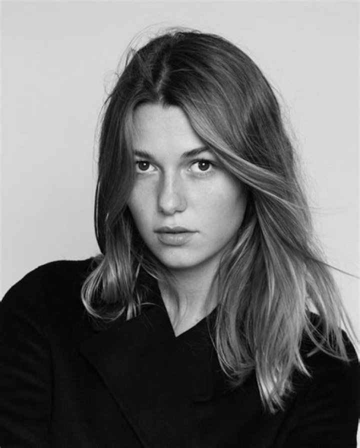 Mathilde Ollivier Height, Weight, Net Worth, Age, Birthday, Wikipedia, Who, Instagram, Biography