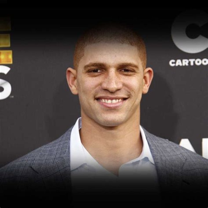 Nick Martinez Height, Weight, Net Worth, Age, Birthday, Wikipedia, Who, Instagram, Biography