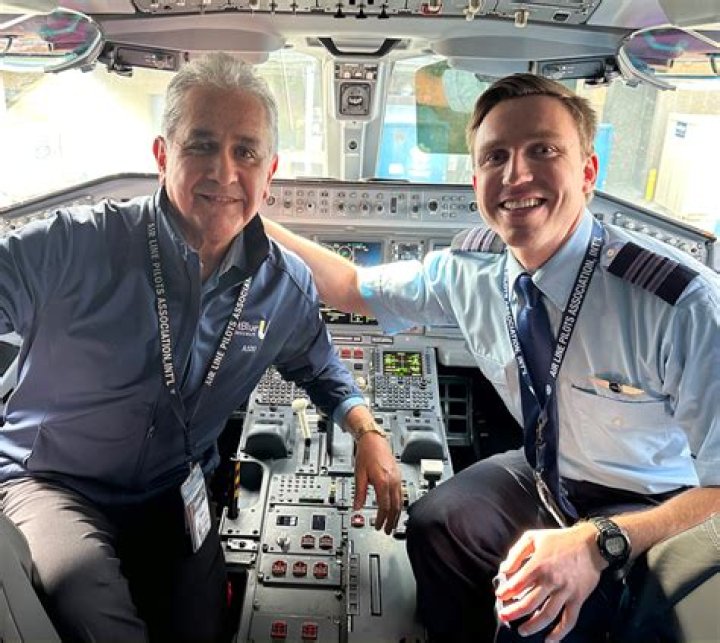 
Quincy Brown Shared About His Terrible Encounter With A JetBlue Pilot 