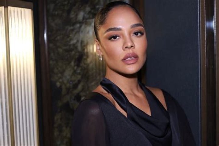 Tessa Thompson Height, Weight, Net Worth, Age, Birthday, Wikipedia, Who, Nationality, Biography