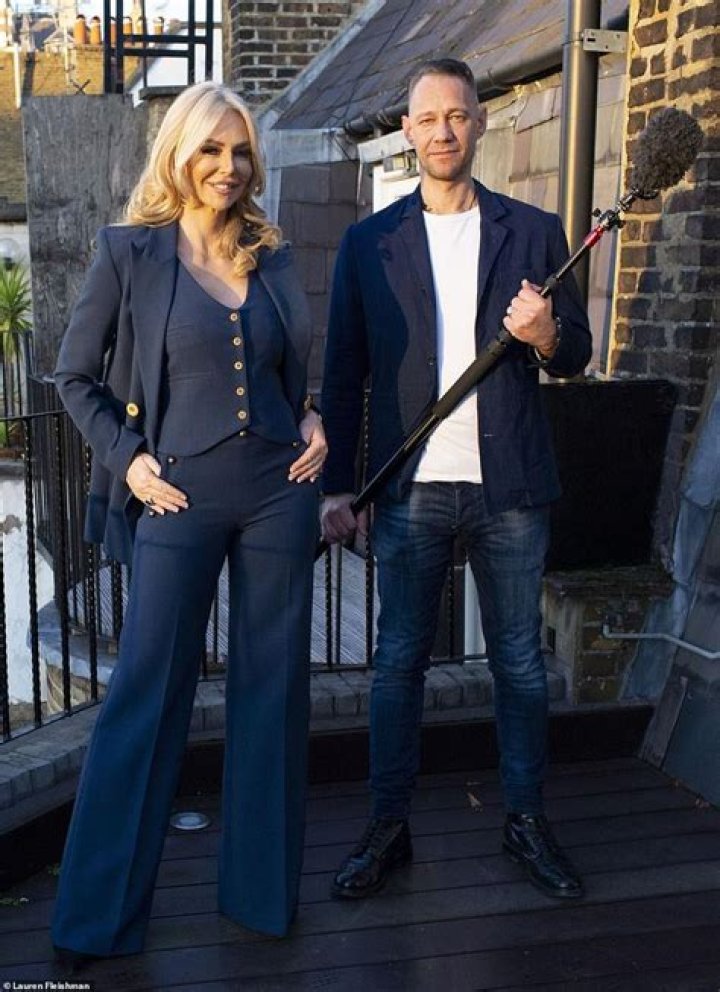 The Divorce Settlement Of Amanda Cronin Divorce With Millionaire Ex Husband Mark Daeche Is Making Her Fans Curious
