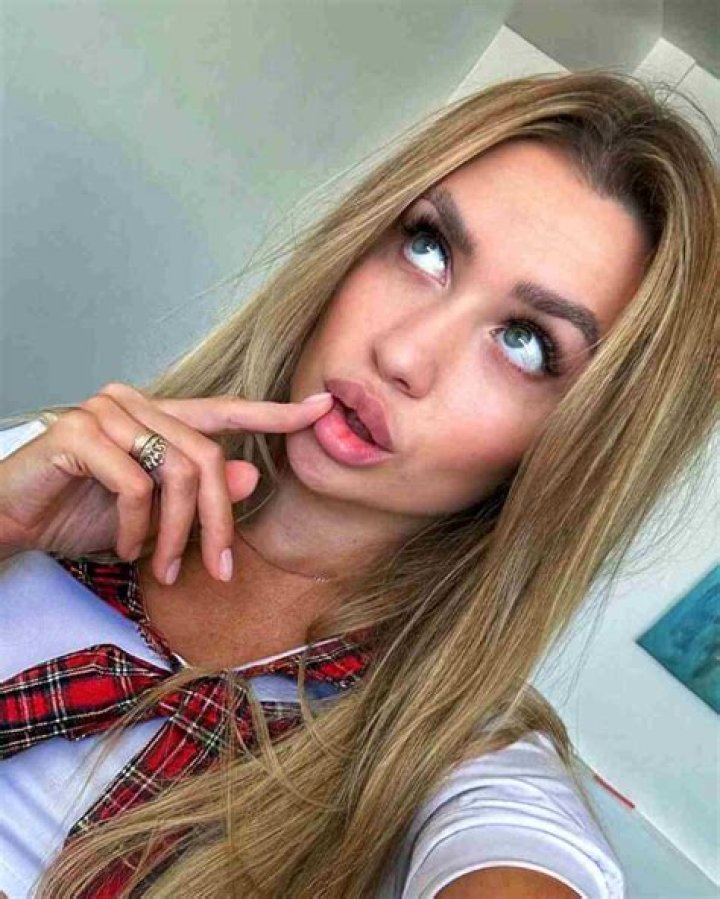 Thee Mademoiselle Height, Weight, Net Worth, Age, Birthday, Wikipedia, Who, Nationality, Biography