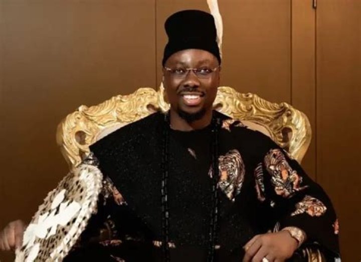 
“This Door Has Suffered In Your Hands”- Obi Cubana Hilariously Reacts To His Wife’s New Photos 