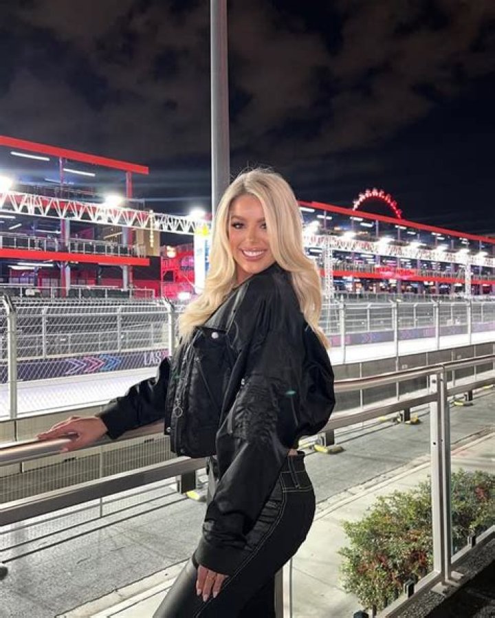 
Tiana Kaylyn Height, Weight, Net Worth, Age, Birthday, Wikipedia, Who, Nationality, Biography 
