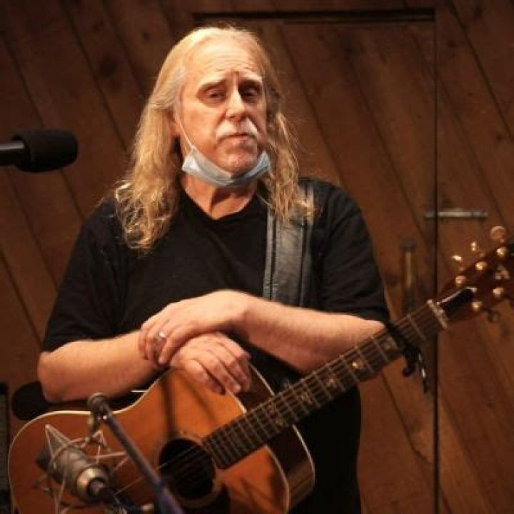 
Warren Haynes Health Update: What Happened To Him? Singer Illness Details 