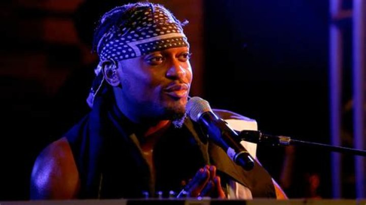 
Was Jesse Powell a G*y? R&B Singer Dies at 51 
