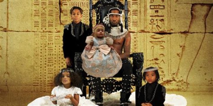 Where Is Justine Watson Now? Meet Offset Baby Mama From St Louis – Were They Married?