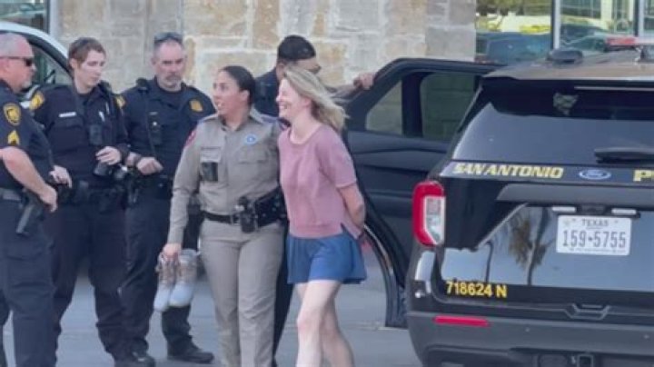 
Who Is Allison Elizabeth From Kansas? Texas Woman Arrested For Leading All Female ISIS Battalion 